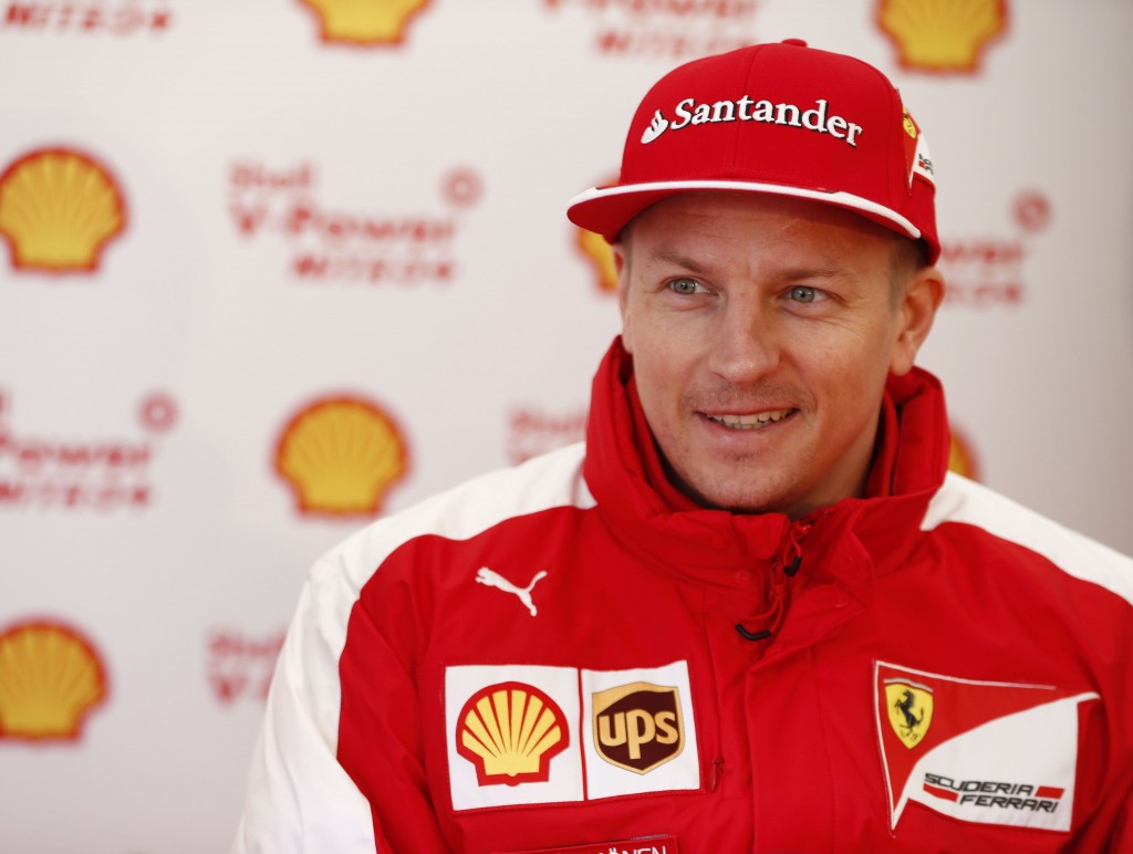 Návštěva Kimiho Räikkönena na čerpací stanici Shell v Ostravě (2)