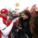 Návštěva Kimiho Räikkönena na čerpací stanici Shell v Ostravě (6)