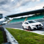 73934_Honda_Civic_Type_R_sets_new_benchmark_time_at_Monza_with_Honda_WTCC_s