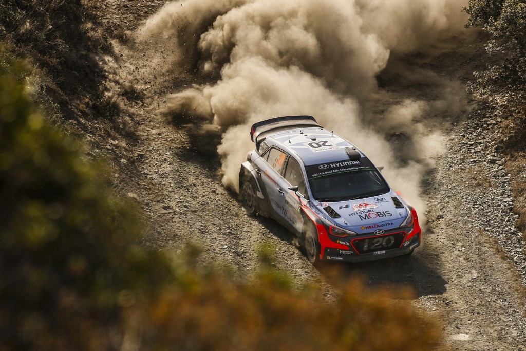 Thierry Neuville_Sardinie