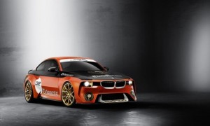 P90230171_lowRes_bmw-2002-hommage-08-