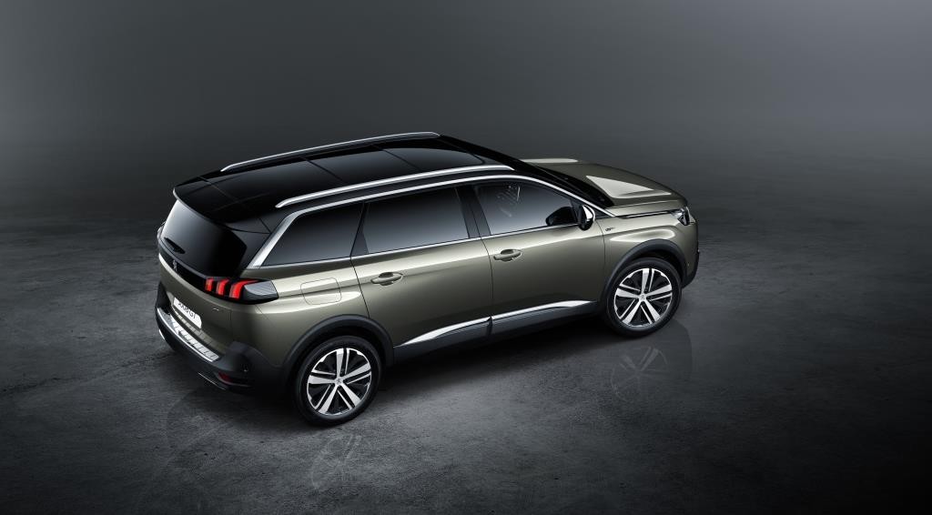 0PEUGEOT_5008_0709STYP_006