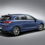 2016-07-09-14-33-44-928-500-12-hyundai-i30-new-generation-3-4-rear