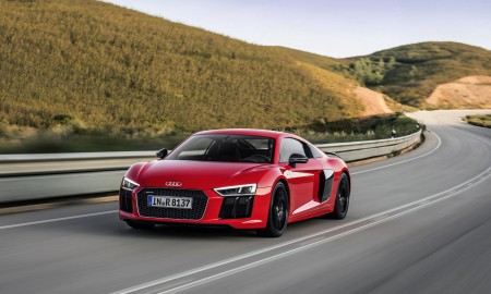 Audi R8 V10 plus