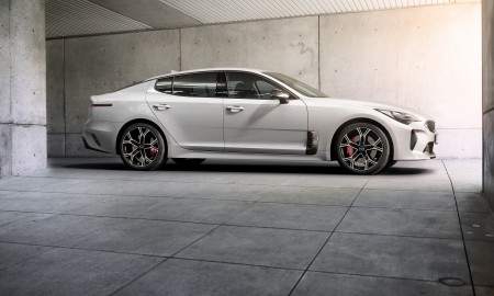 Kia Stinger_LOOK_2