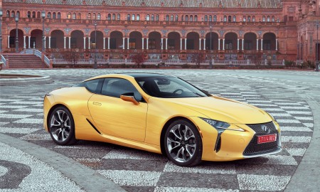 2016-lexus-lc500-naplesyellow-static-1