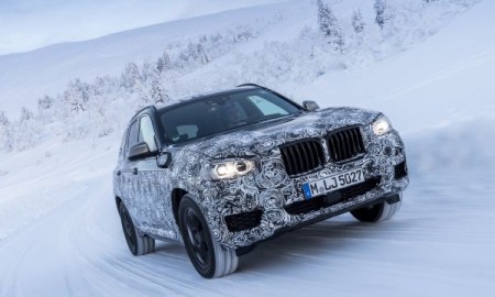 P90249825_lowRes_the-new-bmw-x3-under