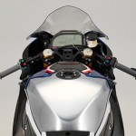 P90254455_lowRes_bmw-hp4-race-04-2017
