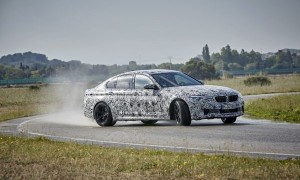 P90257524_lowRes_the-new-bmw-m5-with-