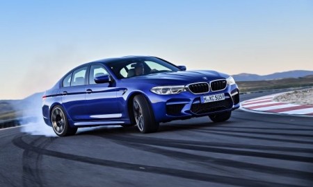 P90272990_lowRes_the-new-bmw-m5-08-20