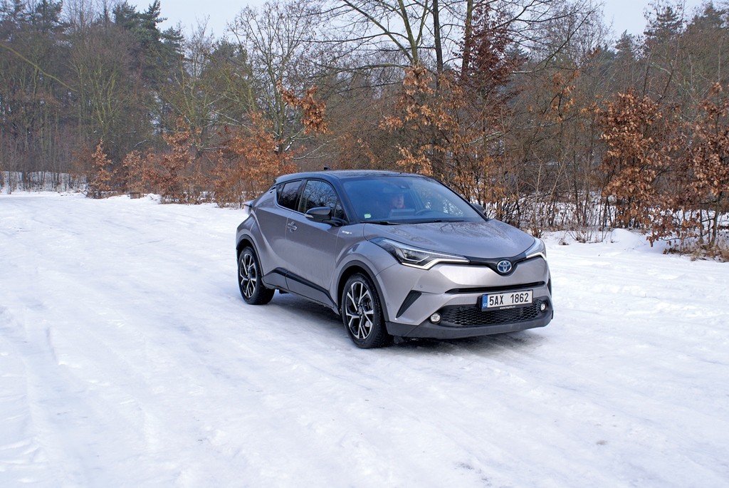 Toyota CHR (5) velká