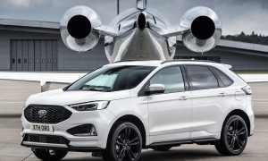 2018_Ford_Edge_14