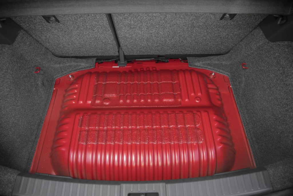 SEAT_CNG_002