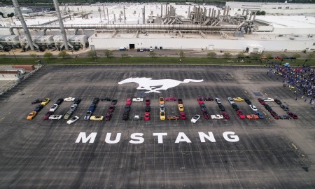 10 Millionth Mustang formation