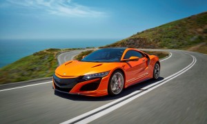 Honda further enhances capabilities of its ground-breaking  NSX hybrid supercar