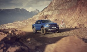 2018_FORD_RANGER_RAPTOR_Shot12_34Front_V3