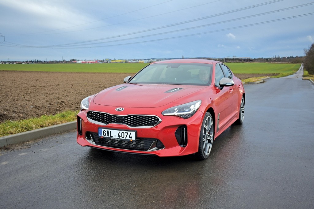 Kia Stinger (3) velká