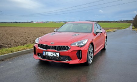 Kia Stinger (3) velká