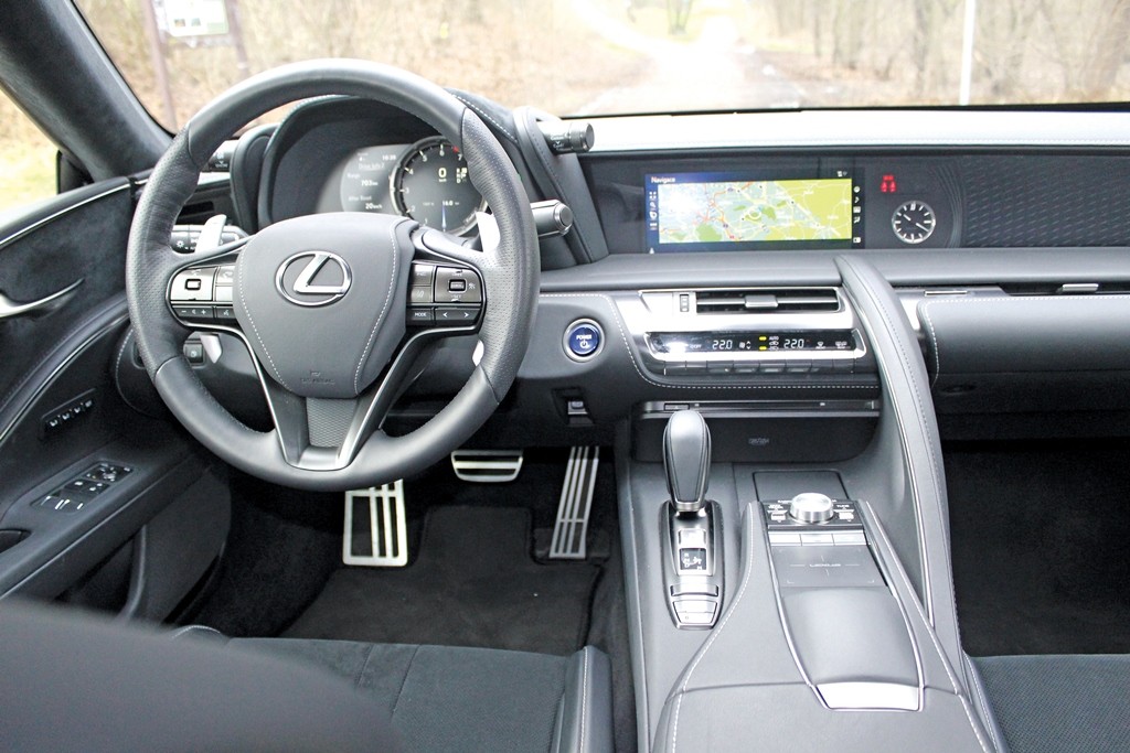 Lexus LC (11)