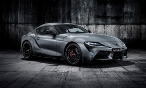 Toyota_Supra_Grey_Studio_001