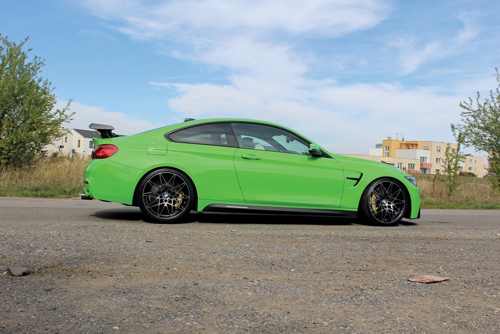 BMW M4 (4)