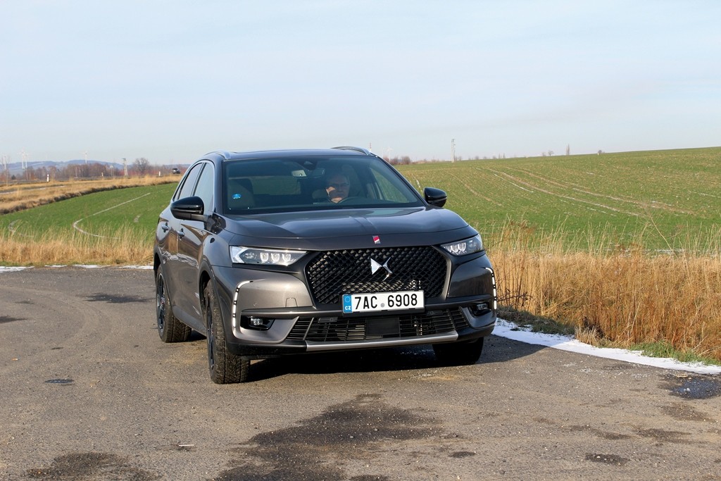 DS7 Crossback (1) velka