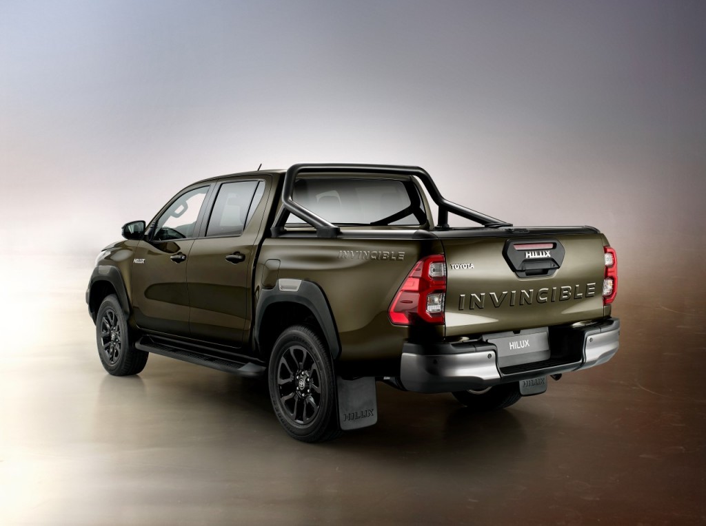 HILUX_3_4_back