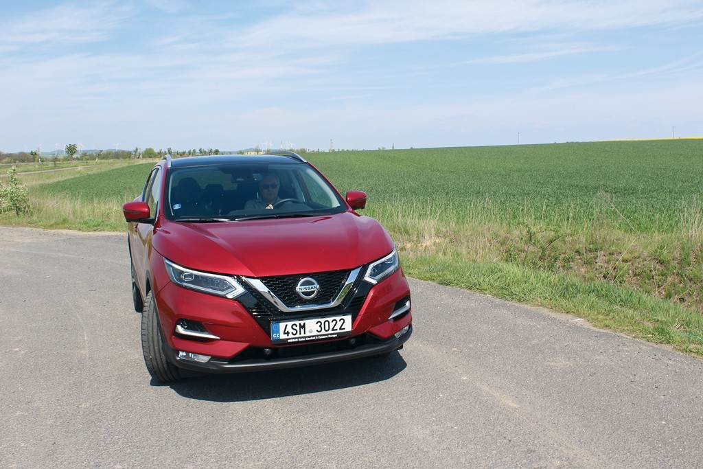 Nissan Qashqai (1)