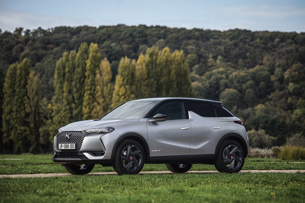 DS3crossback e-tense (1)