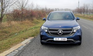 Mercedes EQC (1)