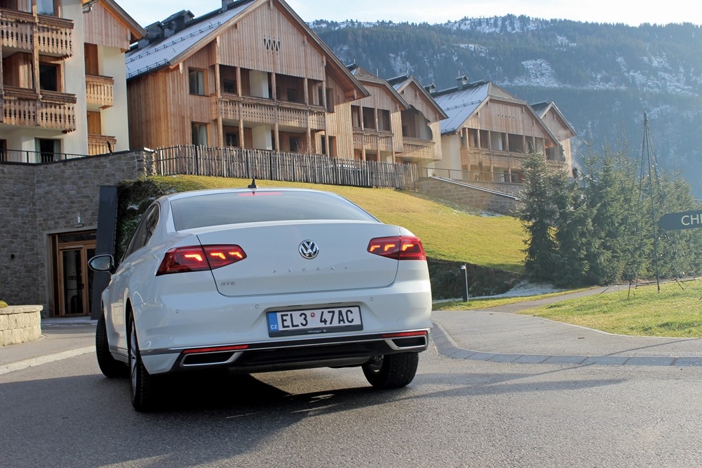 VW Passat GTE hybrid (3)