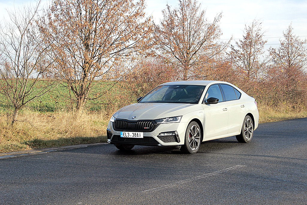 Škoda Octavia RS (3)