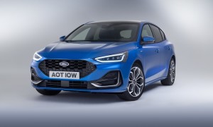 2021_FORD_FOCUS_ST-LINE_01