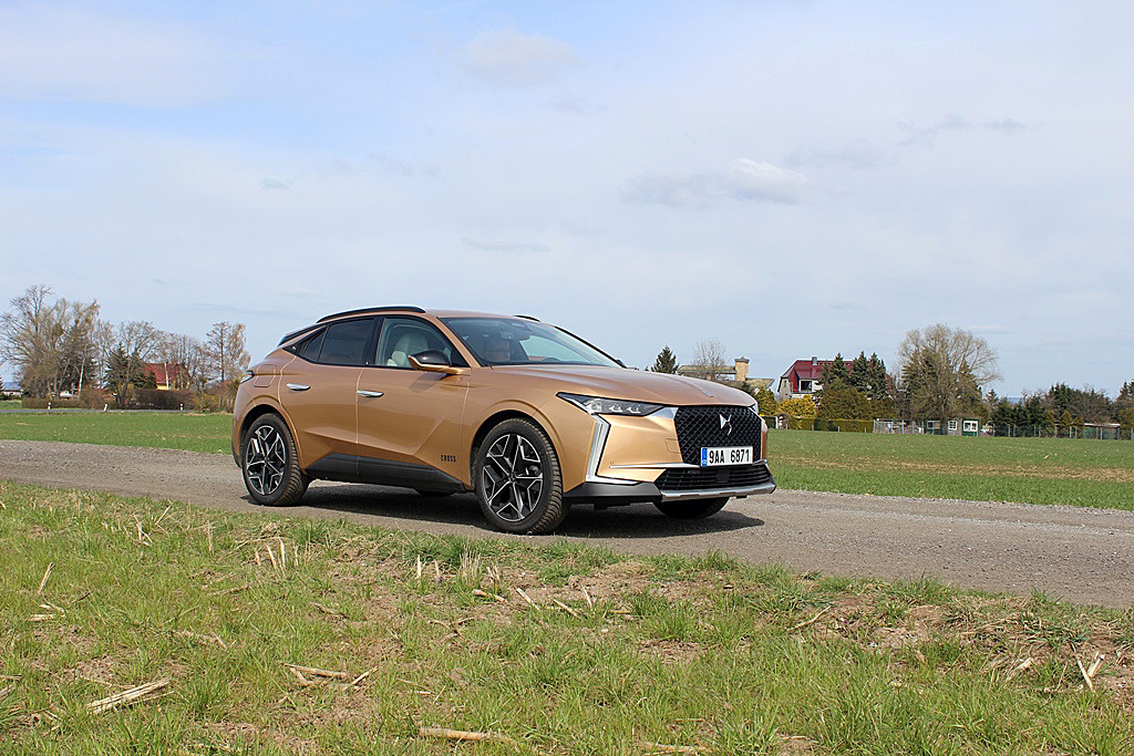 DS4 (1)