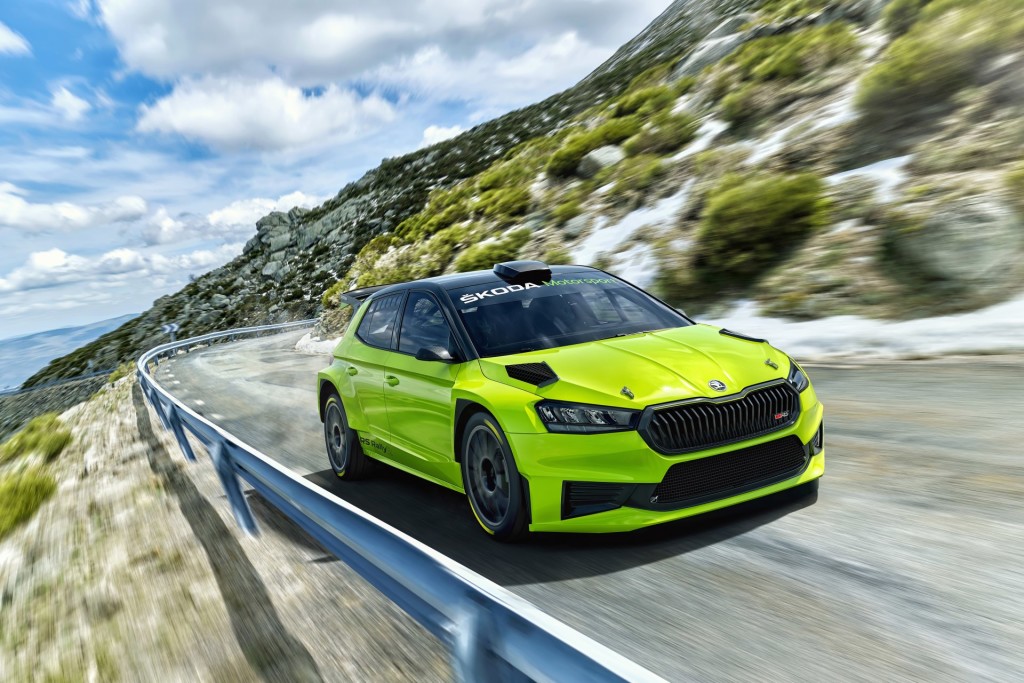 13_FABIA_RS_Rally2-1920x1280