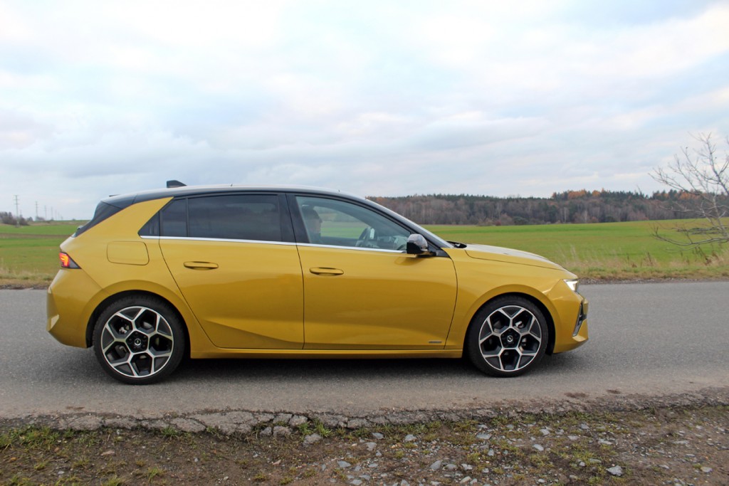Opel Astra (3)