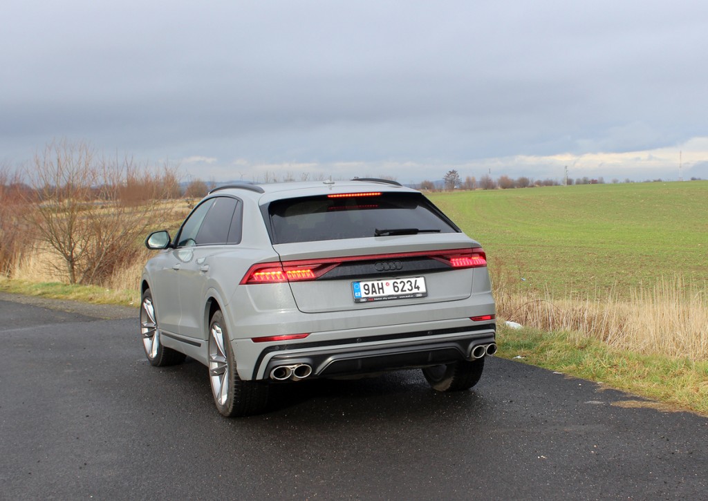 Audi SQ8 (7)