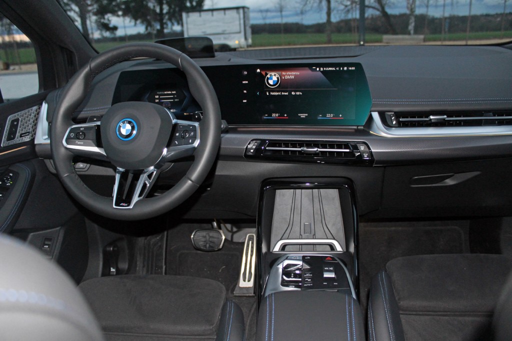 BMW 2 Active tourer (5)