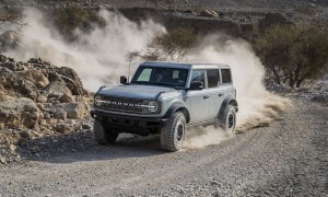 2023_FORD_BRONCO_BADLANDS_03
