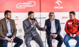 20230404_orlen_benzinaautodrom_mostjanik_motorsport_tiskova_konference_7