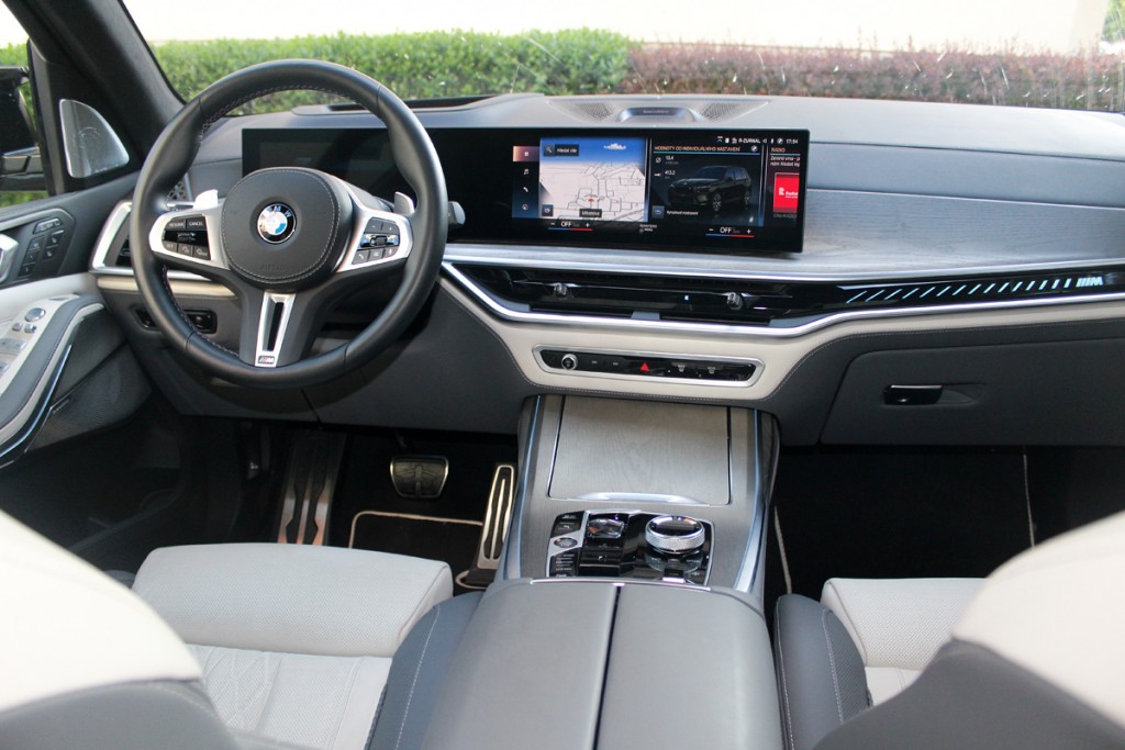 BMW X7 (3)