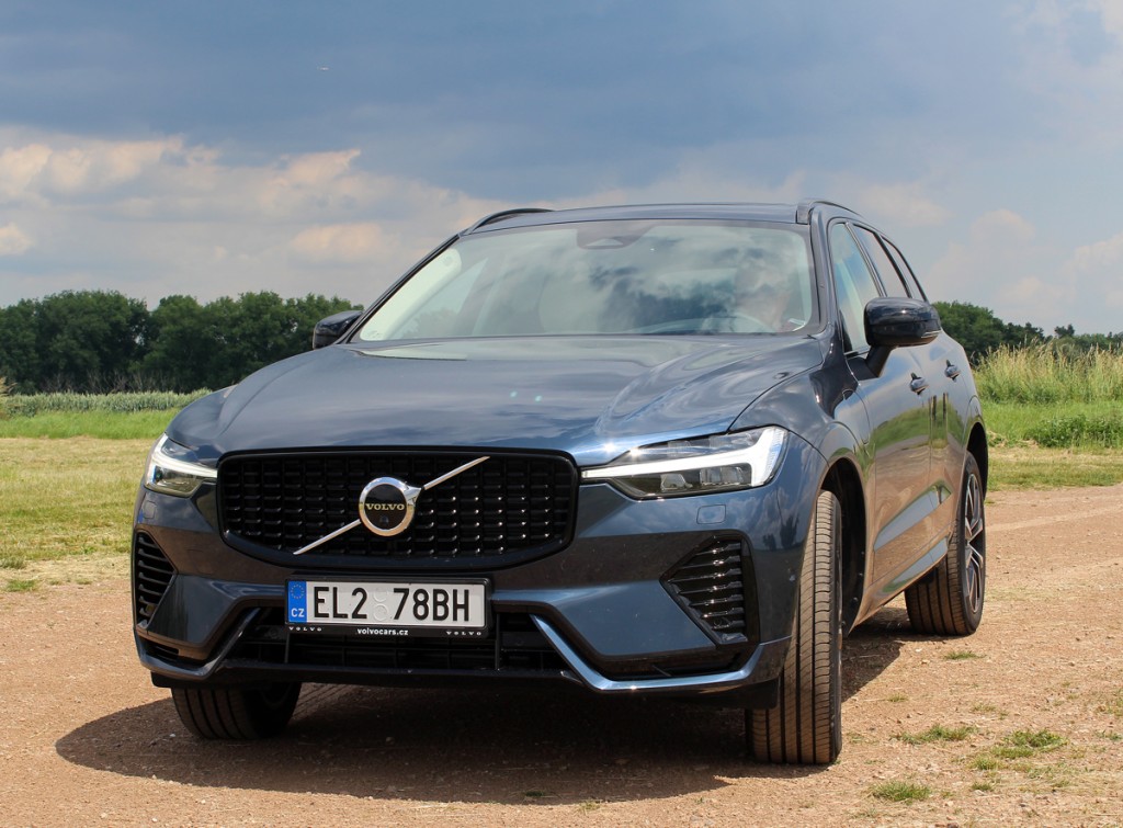 Volvo XC60 (2)