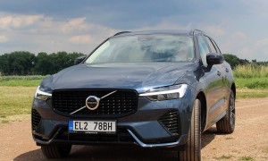 Volvo XC60 (2)