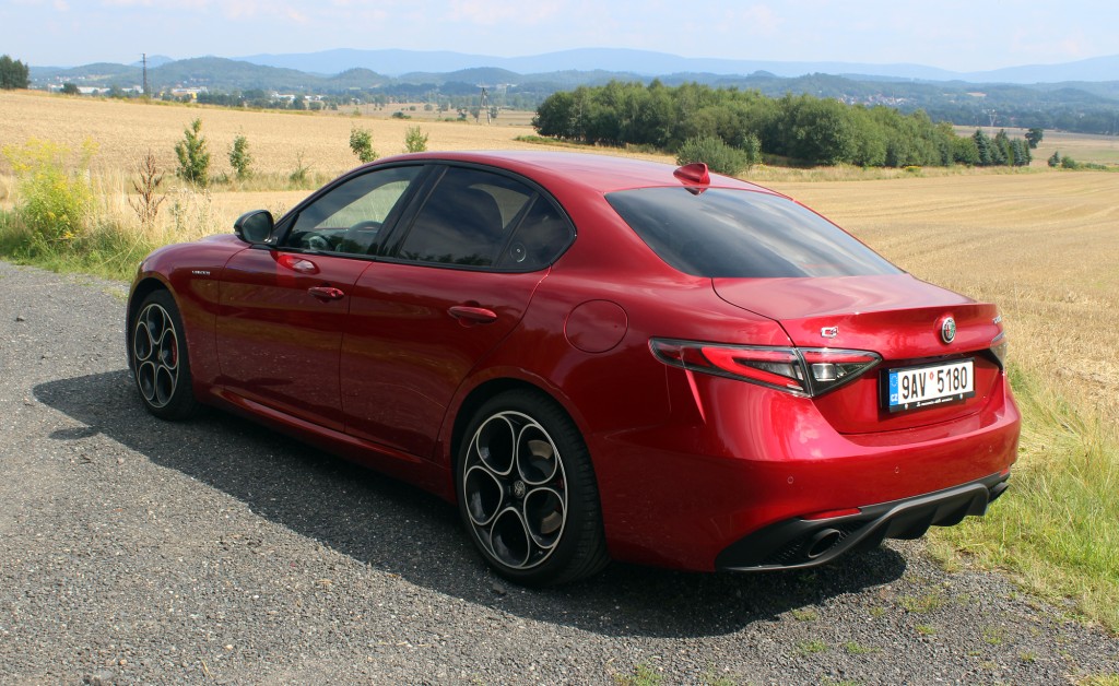 Alfa Romeo Giulia (3)