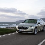 43_skoda_superb_combi_exterior_19a69863-1920x1280