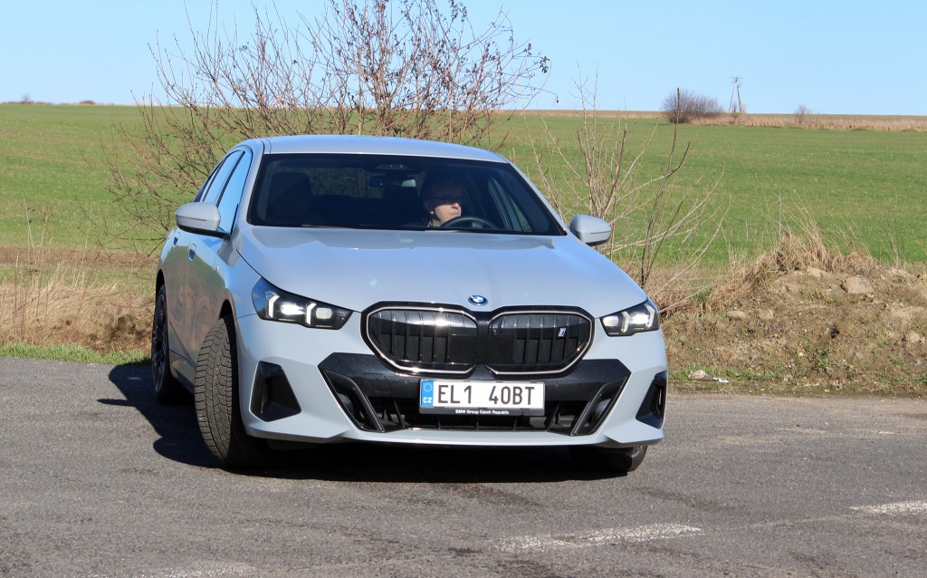 BMW i5 (1)