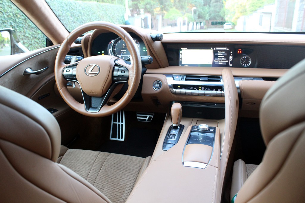 Lexus LC 500 (9)