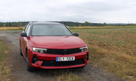 Opel Astra ST (1)