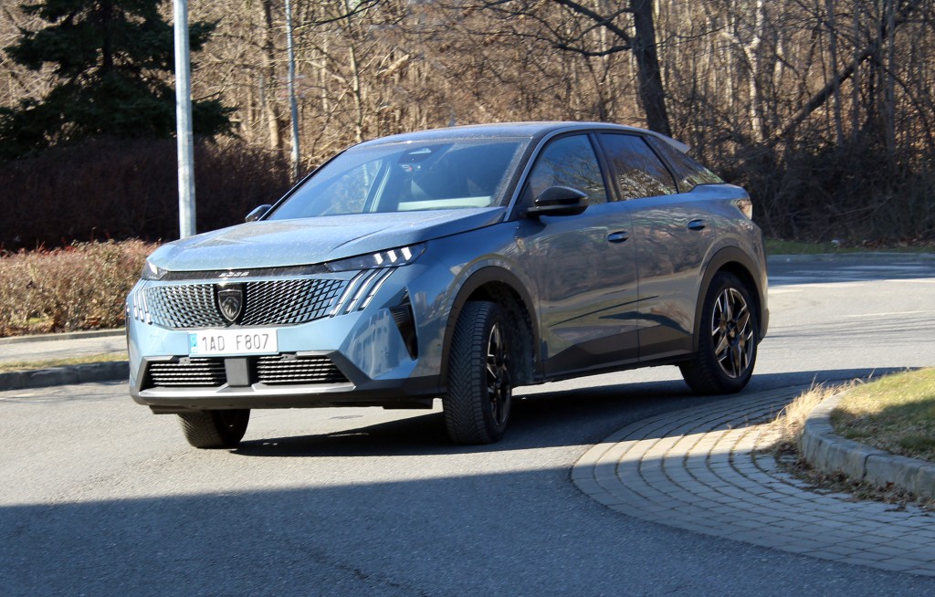 Peugeot 3008 (2)