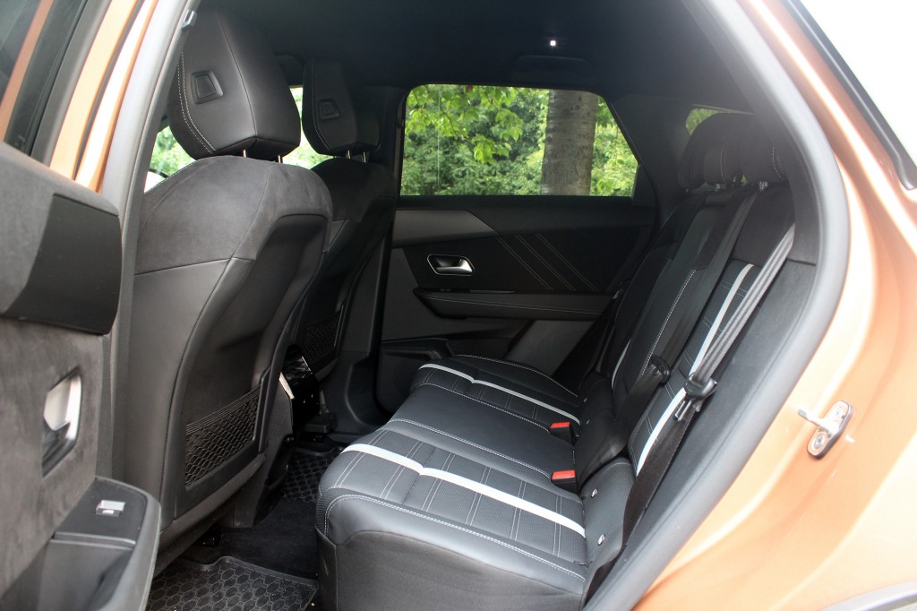 Opel Grandland (9)
